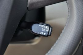 2013款丰田RAV4