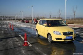 2008款晶锐试驾
