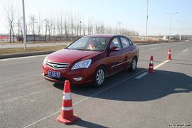 2008款现代悦动试驾
