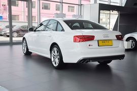 2013款奥迪S6