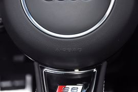2013款奥迪S6