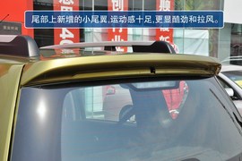 2013款东风日产骊威1.6L自动到店实拍图解