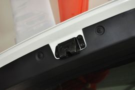 2012款起亚狮跑2.0GLS手动两驱版到店实拍