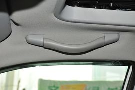 2012款起亚狮跑2.0GLS手动两驱版到店实拍