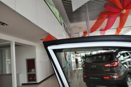 2012款起亚狮跑2.0GLS手动两驱版到店实拍