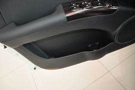 2012款起亚狮跑2.0GLS手动两驱版到店实拍