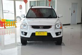 2012款起亚狮跑2.0GLS手动两驱版到店实拍