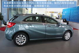 2013款奔驰A级A180实拍