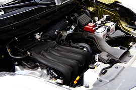 2013款东风日产新骊威劲锐版1.6L