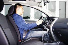2013款东风日产新骊威劲锐版1.6L