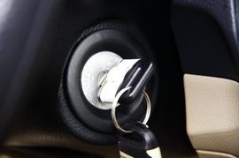 2013款东风日产新骊威劲锐版1.6L