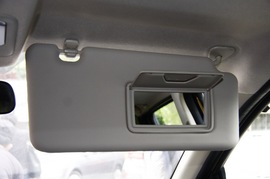 2013款东风日产新骊威劲锐版1.6L