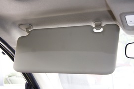 2013款东风日产新骊威劲锐版1.6L