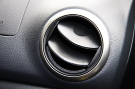 2013款东风日产新骊威劲锐版1.6L