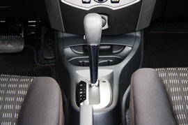 2013款东风日产新骊威劲锐版1.6L