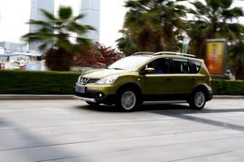 2013款东风日产新骊威劲锐版1.6L