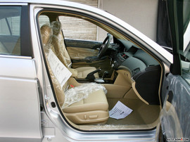 09款本田雅阁2.4LX