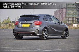 2013款奔驰A260运动型静态实拍