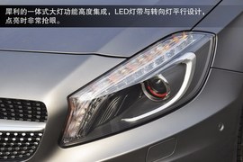 2013款奔驰A260运动型静态实拍
