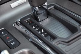 2013款福特野马敞篷版实拍