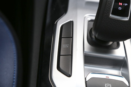 2017款吉利帝豪EV300尊贵型