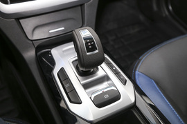 2017款吉利帝豪EV300尊贵型