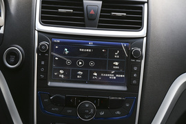 2017款吉利帝豪EV300尊贵型