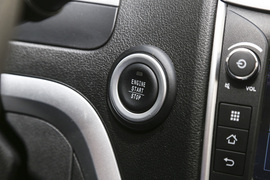 2017款吉利帝豪EV300尊贵型