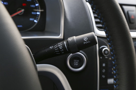 2017款吉利帝豪EV300尊贵型