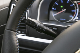 2017款吉利帝豪EV300尊贵型