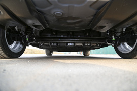 2017款吉利帝豪EV300尊贵型