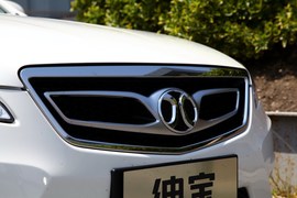 试驾北汽绅宝D系列2.0T豪华版