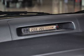 2013款铃木雨燕1.5L运动型AT