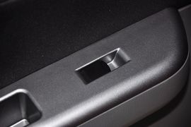 2013款铃木雨燕1.5L运动型AT