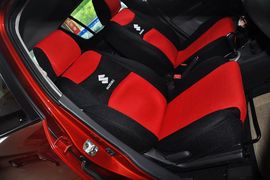 2013款铃木雨燕1.5L运动型AT