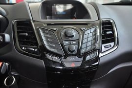 2013款嘉年华两厢1.5L