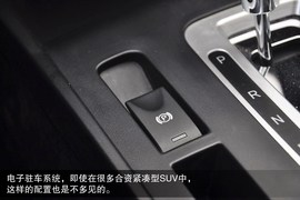 2013款奔腾X80到店实拍图解