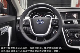 2013款奔腾X80到店实拍图解