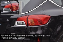 2013款奔腾X80到店实拍图解