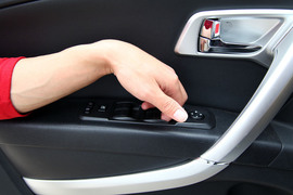 2013款一汽奔腾X80宁波试驾实拍