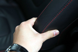 2013款一汽奔腾X80宁波试驾实拍