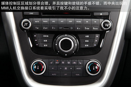 2013款一汽奔腾X80宁波试驾实拍