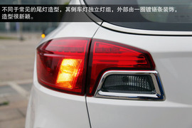 2013款一汽奔腾X80宁波试驾实拍