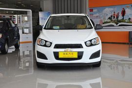 2013款雪佛兰爱唯欧1.4L自动时尚天窗版