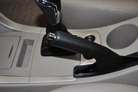 2013款吉利英伦SX7