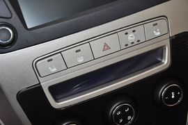 2013款吉利英伦SX7