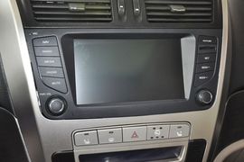 2013款吉利英伦SX7