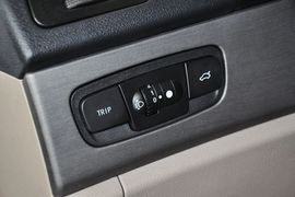 2013款吉利英伦SX7