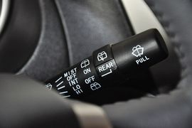 2013款吉利英伦SX7