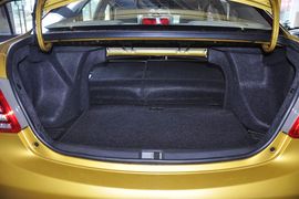 2013款丰田威驰1.6GL-i自动型尚天窗版